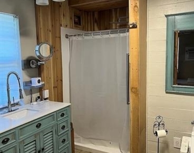 307 W Broadmore Avenue - Photo Thumbnail 7