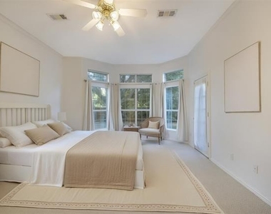109 Killdeer Court - Photo Thumbnail 8