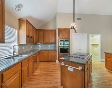109 Killdeer Court - Photo Thumbnail 3