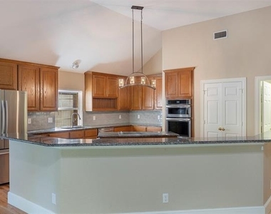 109 Killdeer Court - Photo Thumbnail 2