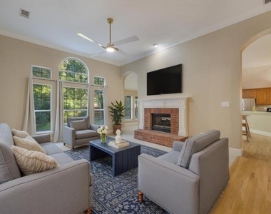 109 Killdeer Court - Photo Thumbnail 5