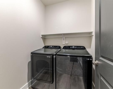 3353 Norris Street - Photo Thumbnail 24