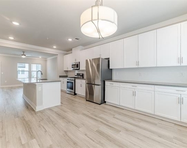3353 Norris Street - Photo Thumbnail 10