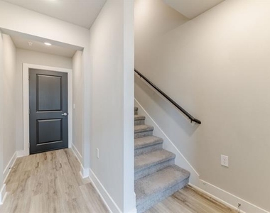 3353 Norris Street - Photo Thumbnail 7