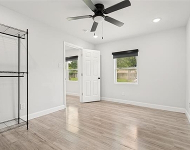 1301 Cardinal Street - Photo Thumbnail 18