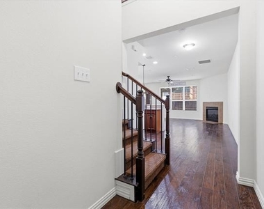 2649 Jacobson Drive - Photo Thumbnail 3