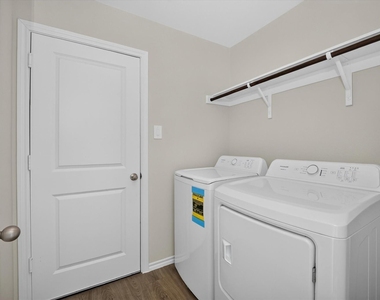 3330 Catamount Drive - Photo Thumbnail 20
