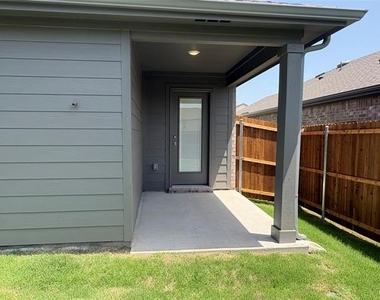 3330 Catamount Drive - Photo Thumbnail 16