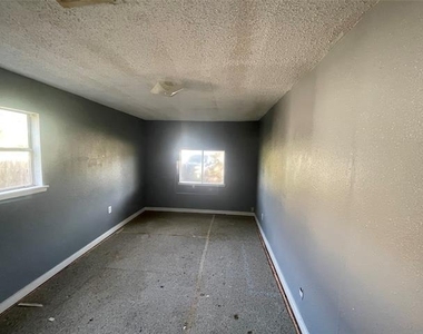 3141 S 11th Street S - Photo Thumbnail 6