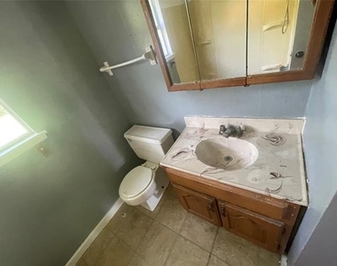 3141 S 11th Street S - Photo Thumbnail 2