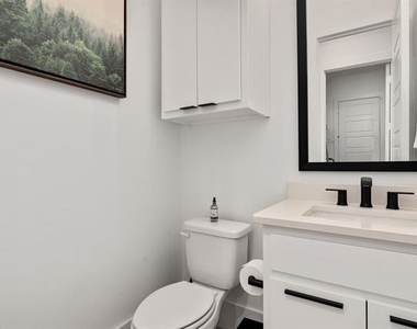 12130 Diamond Creek Drive - Photo Thumbnail 26