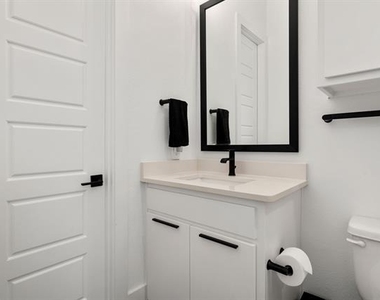 12130 Diamond Creek Drive - Photo Thumbnail 30