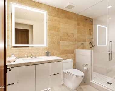 6587 N Palmeraie Boulevard - Photo Thumbnail 24