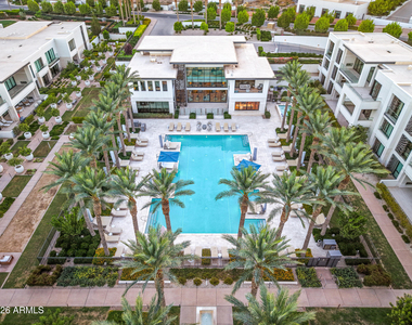 6587 N Palmeraie Boulevard - Photo Thumbnail 1