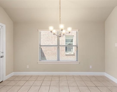 3816 Fordham Street - Photo Thumbnail 4