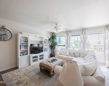 10080 E Mountainview Lake Drive - Photo Thumbnail 4