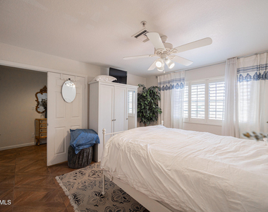 10080 E Mountainview Lake Drive - Photo Thumbnail 16