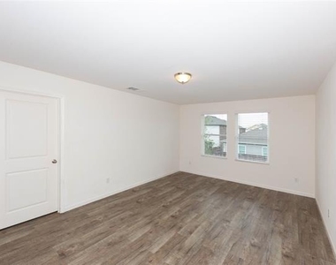 1812 Washington Street - Photo Thumbnail 20