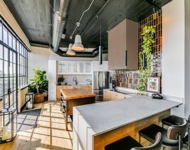 2220 Canton Street - Photo Thumbnail 2