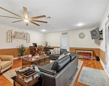 1003 Ashby Drive - Photo Thumbnail 18