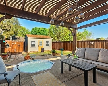 1003 Ashby Drive - Photo Thumbnail 26