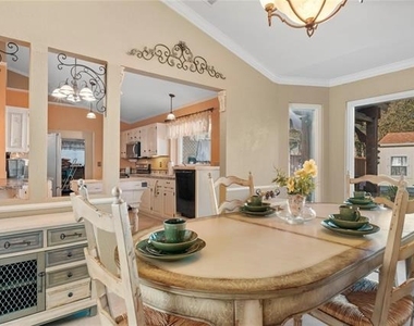 1003 Ashby Drive - Photo Thumbnail 6