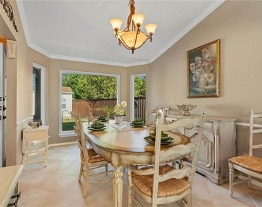 1003 Ashby Drive - Photo Thumbnail 15