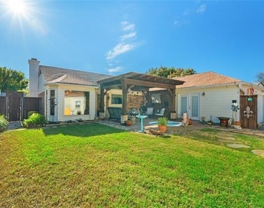 1003 Ashby Drive - Photo Thumbnail 27