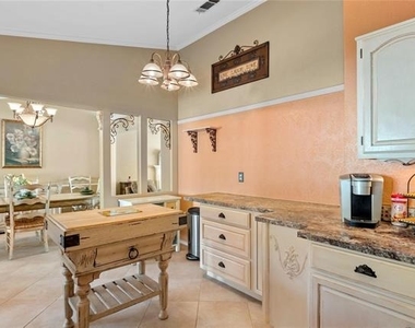 1003 Ashby Drive - Photo Thumbnail 12