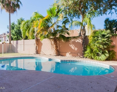 4230 E Brookwood Court - Photo Thumbnail 20