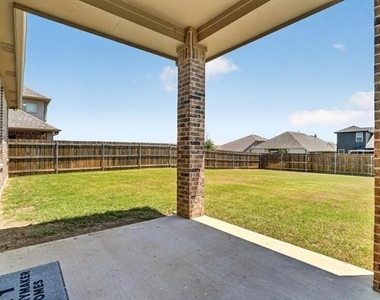 620 Godley - Photo Thumbnail 23