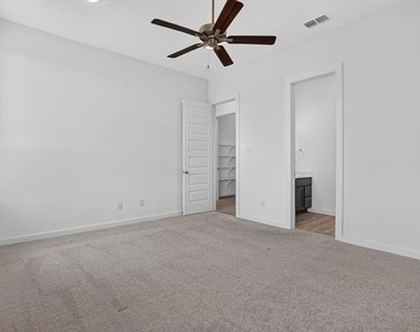 620 Godley - Photo Thumbnail 20