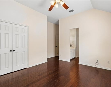 2027 Stonemont Court - Photo Thumbnail 32