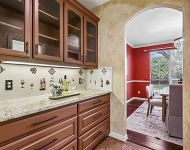 2027 Stonemont Court - Photo Thumbnail 10