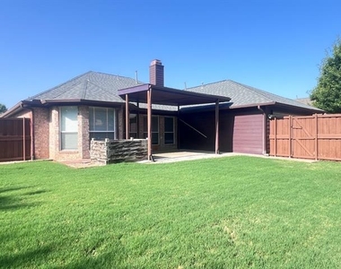10718 Brandenberg Drive - Photo Thumbnail 24