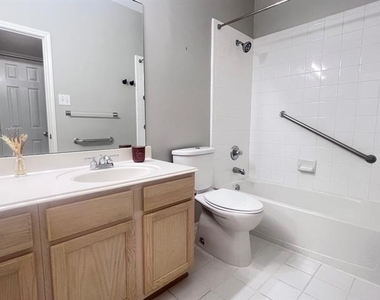 10718 Brandenberg Drive - Photo Thumbnail 19