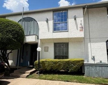 12888 Montfort Drive - Photo Thumbnail 12