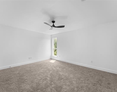 3142 Harmon Street - Photo Thumbnail 24