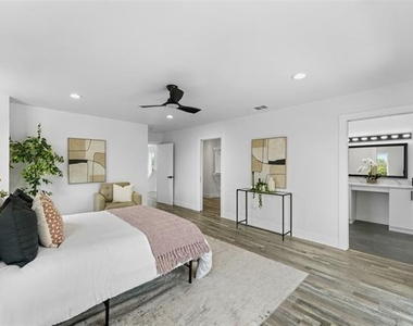 3142 Harmon Street - Photo Thumbnail 12