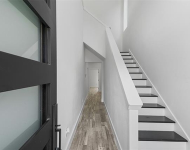 3142 Harmon Street - Photo Thumbnail 34