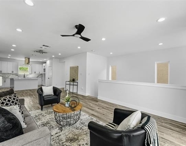 3142 Harmon Street - Photo Thumbnail 1