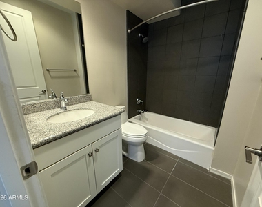 421 W 6th Street - Photo Thumbnail 19