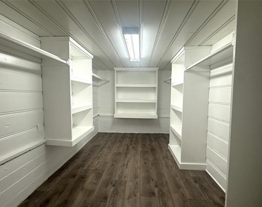 4718 Normandy Road - Photo Thumbnail 22