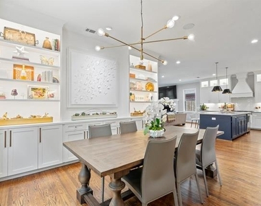 6011 Goodwin Avenue - Photo Thumbnail 12