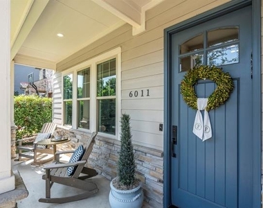 6011 Goodwin Avenue - Photo Thumbnail 1