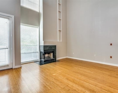 6923 Sumner Street - Photo Thumbnail 3