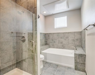 6923 Sumner Street - Photo Thumbnail 8