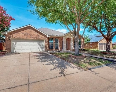 165 Hirth Drive - Photo Thumbnail 2