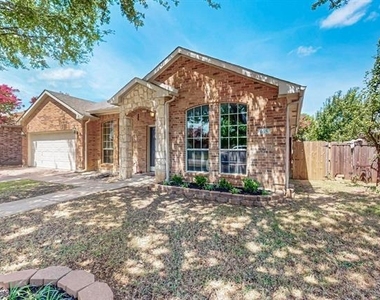 165 Hirth Drive - Photo Thumbnail 1