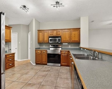 165 Hirth Drive - Photo Thumbnail 7